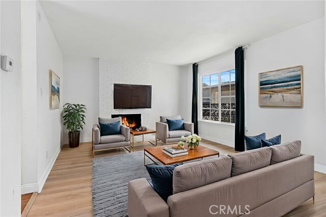 Photo - 1845 Anaheim Ave