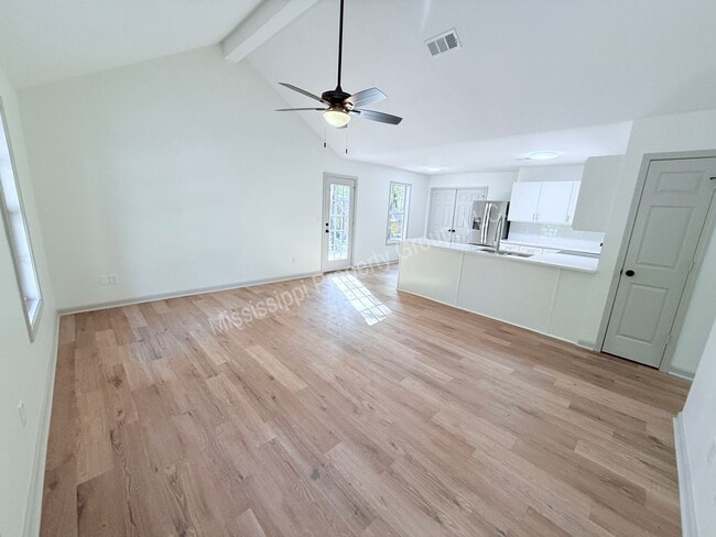 Photo - 3BR/3BA For Rent Short Term Unit 7 CR 1069