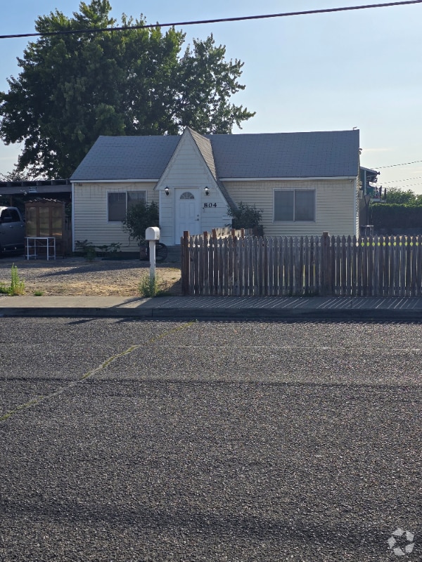 Building Photo - 804 N 24th Ave Rental