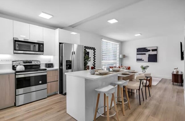 Photo - 1542 NW 2nd St Unit 101