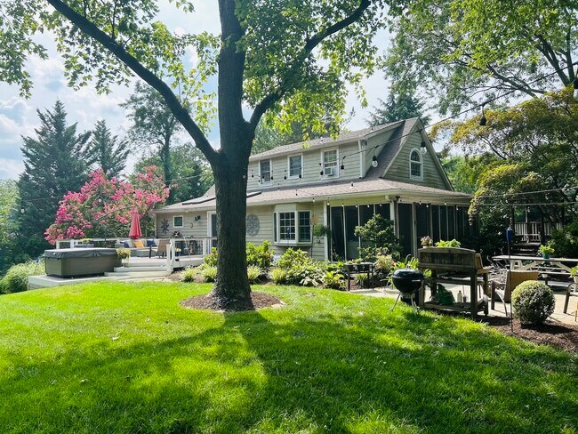 Photo - 2801 Riva Rd House