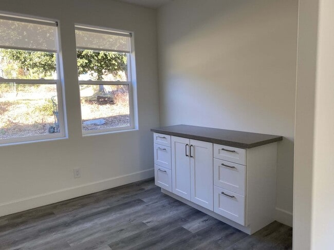 Photo - 821 Melody Ln