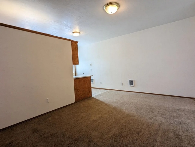 Photo - IveJ02 Unit 01