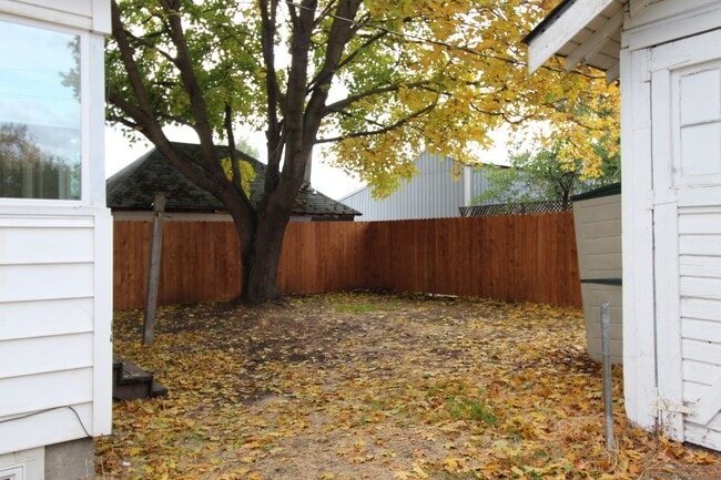 Photo - 4711 N Regal St