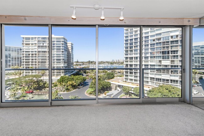 Building Photo - 1780 Avenida Del Mundo Unit 602 Rental