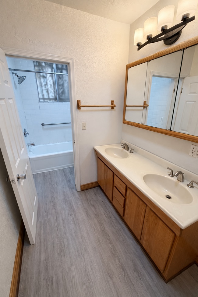 Baño - 151 W 88th St