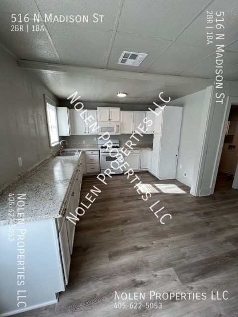 Photo - 516 N Madison St