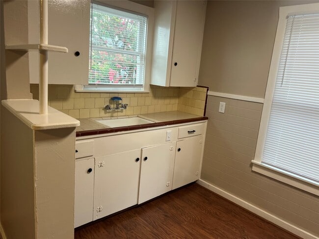 Photo - 220 Stiles St Unidad 1