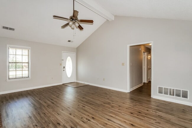 Photo - 7352 Alexander Rd