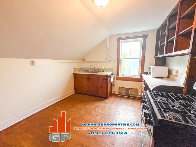 Photo - 162 Park St Unit 1