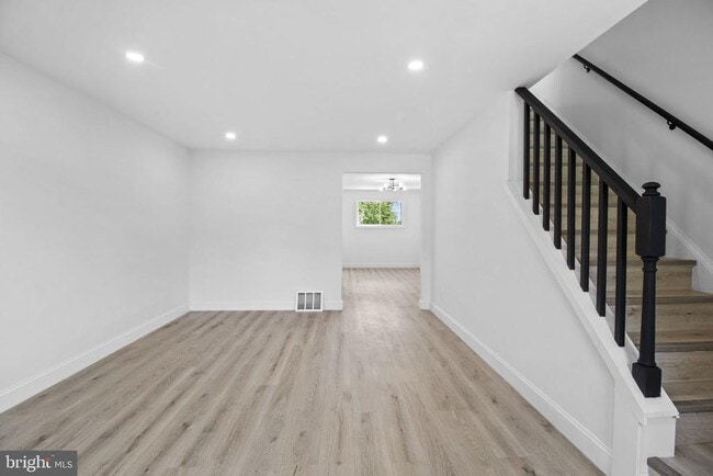 Photo - 2119 Delmar Dr