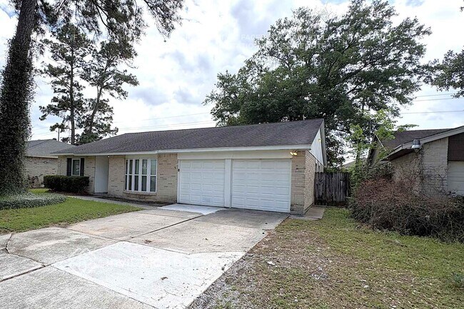 Photo - 23435 Verngate Dr