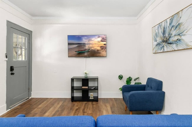 Photo - 713 E Palmetto St Unit ID1234469P