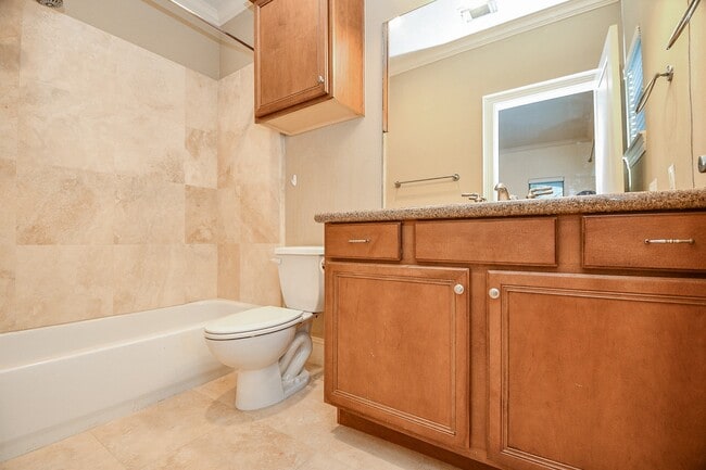 Photo - 6818 Staffordshire Blvd