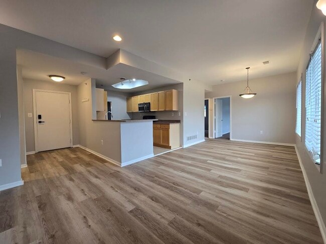 Building Photo - Chloe Park Rental
