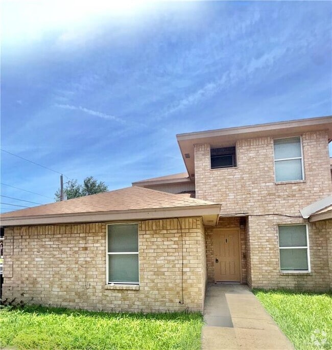 Building Photo - 901 W Caffery Ave Rental