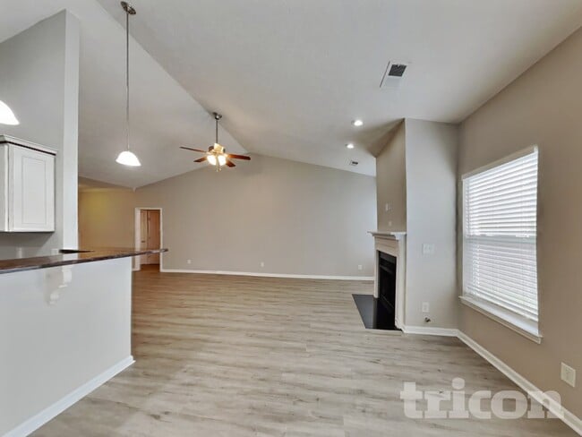 Photo - 1030 Ryan Ct