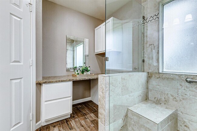 Photo - 6303 Applewood Forest Dr