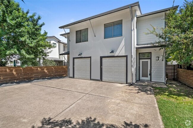 Building Photo - 2209 Thornton Rd Unit B Rental