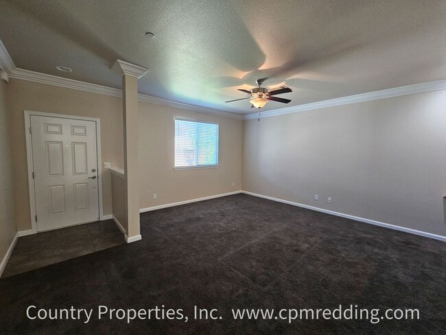 Photo - Spacious 5 Bedroom in the Heart of Redding!