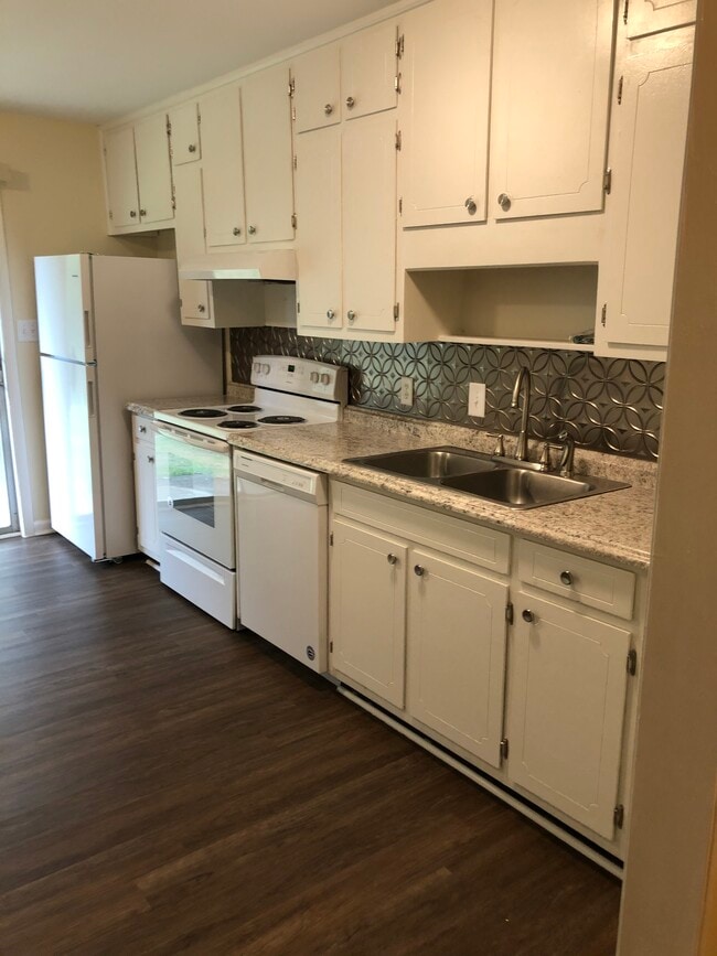 Town Creek Apartments