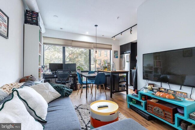 Photo - 2228 Frankford Ave