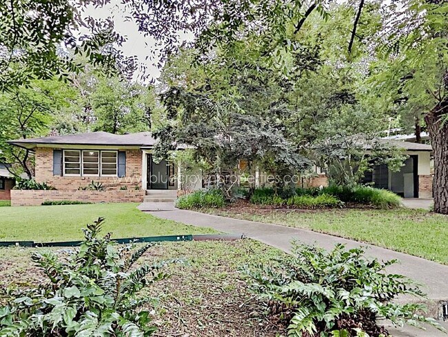Photo - 1427 Cedar Hill Ave Casa
