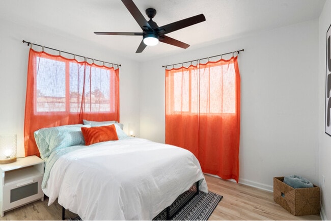 Photo - 1414 N Cameron St