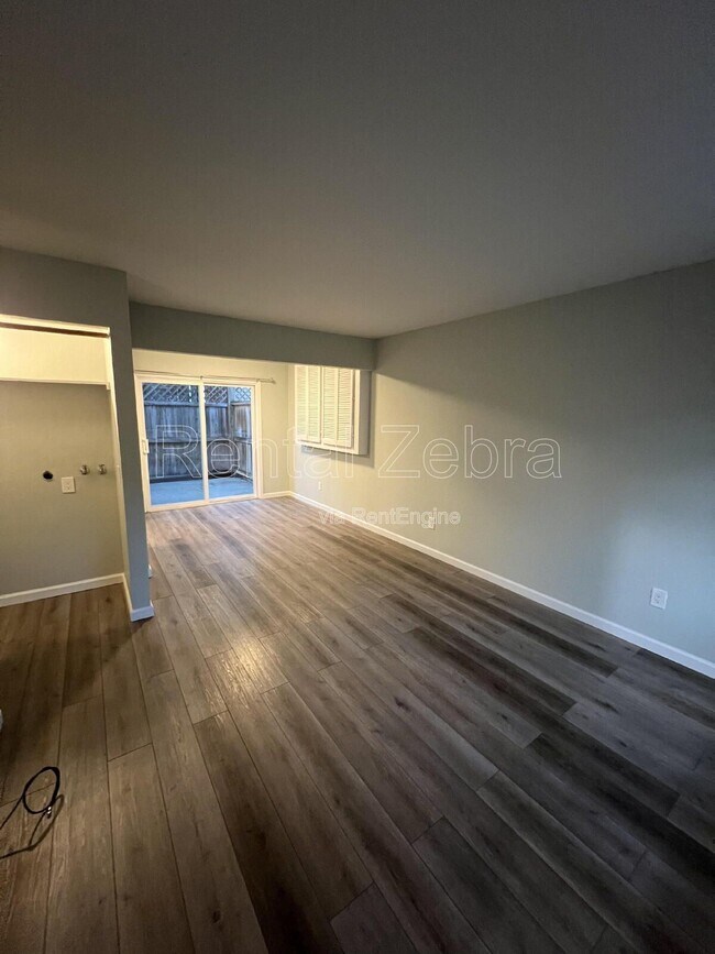 Photo - 141 Agua Caliente Rd W Unit D