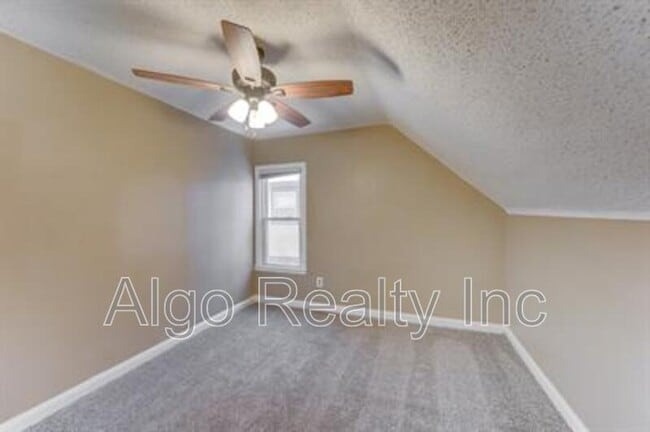 Photo - 2431 N Ilion Ave