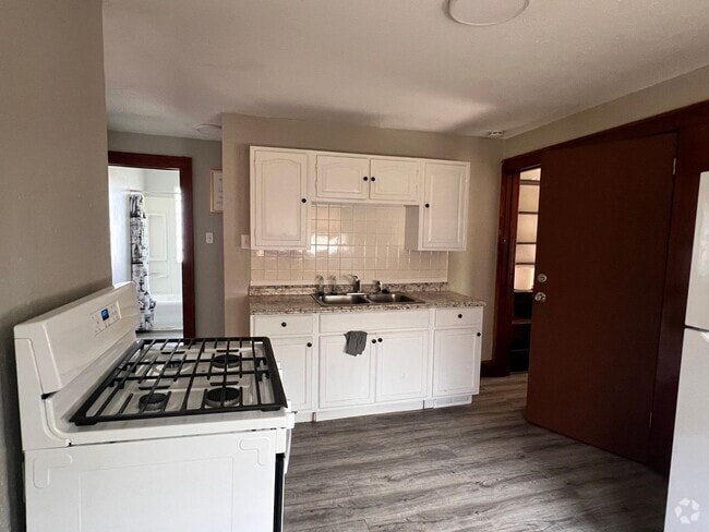 Building Photo - 3264 N 37th St Unit 3266 N 37th St Rental