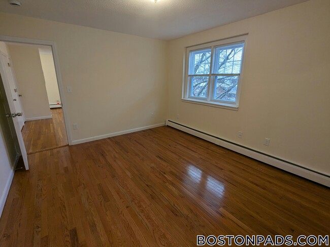 Photo - 2018 Commonwealth Ave Unidad 45