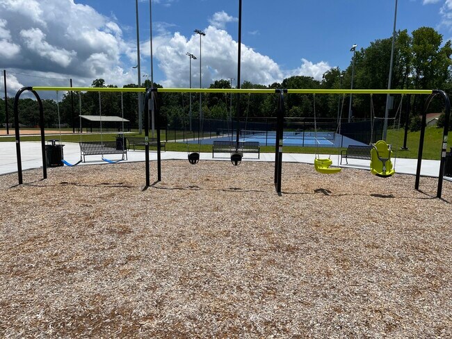 Photo - 201 W Ohio Ave