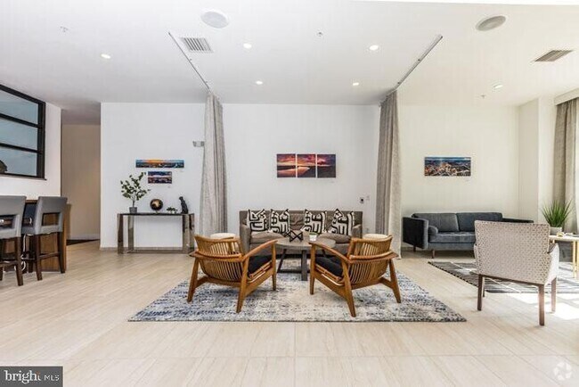 Building Photo - 131 Bridge Street Unit 1B-1-1225 Rental