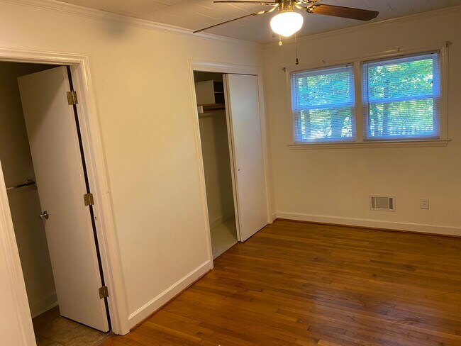 Photo - Walk to downtown Carrboro in minutes!