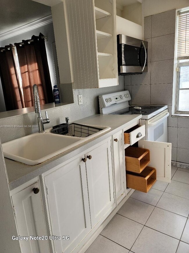 Photo - 2219 Polk St Unidad 5A