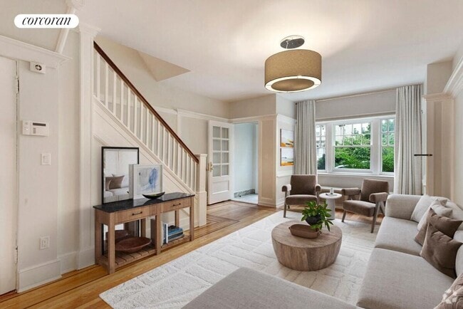 Building Photo - 634 3rd St Rental
