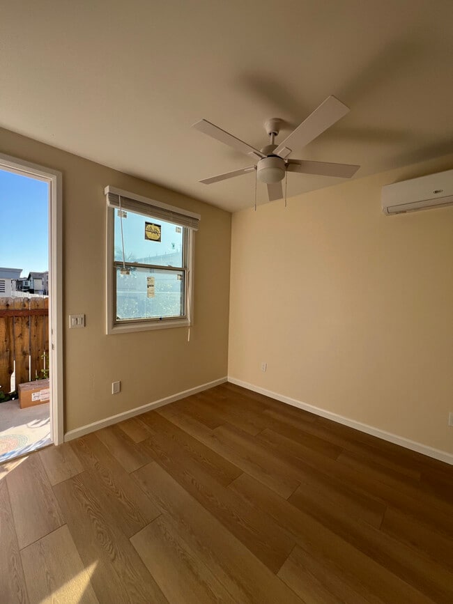 Photo - 4821 Monroe Ave