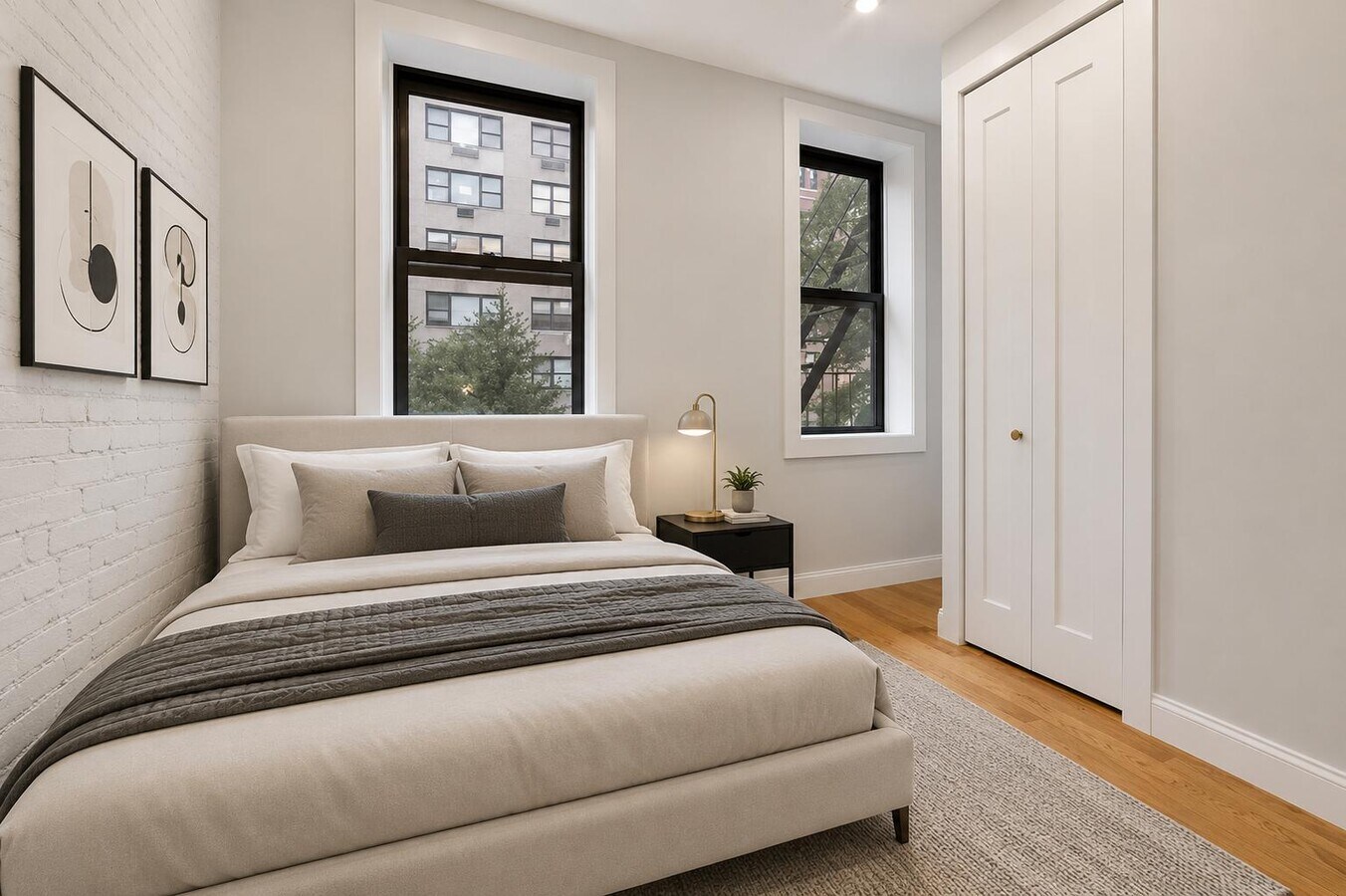 Photo - 427 E 80th St Unidad 4D