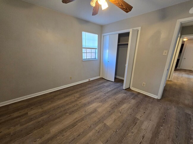 Photo - 6408 Bluebird Ln Unit A
