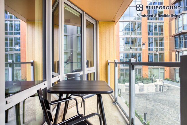 Photo - 2121 1st St Unidad FL4-ID342