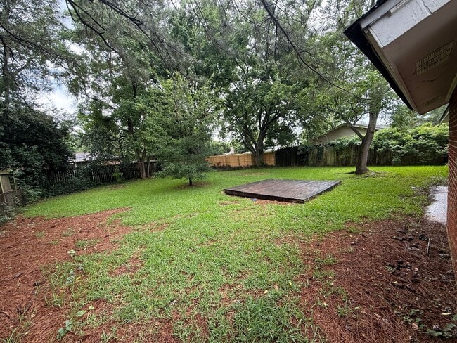 Photo - ** 4 Bed 2 Bath located off Wares Ferry Road **Call 334-366-9198 to schedule a self-showing
