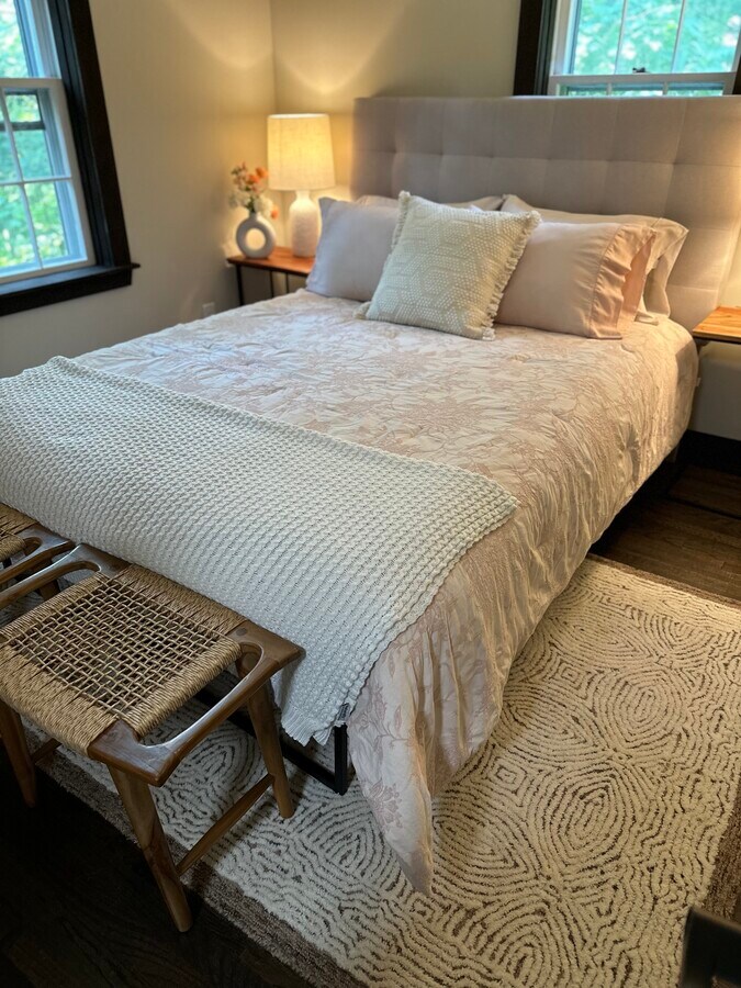 Bedroom - 15 Greenview St