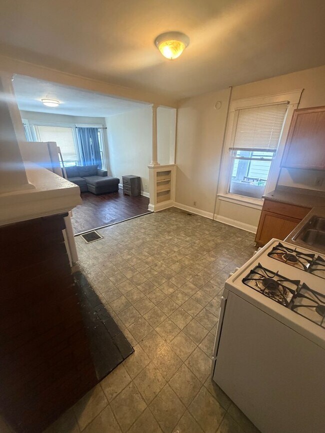 Photo - 11 Lancaster St Unit 1
