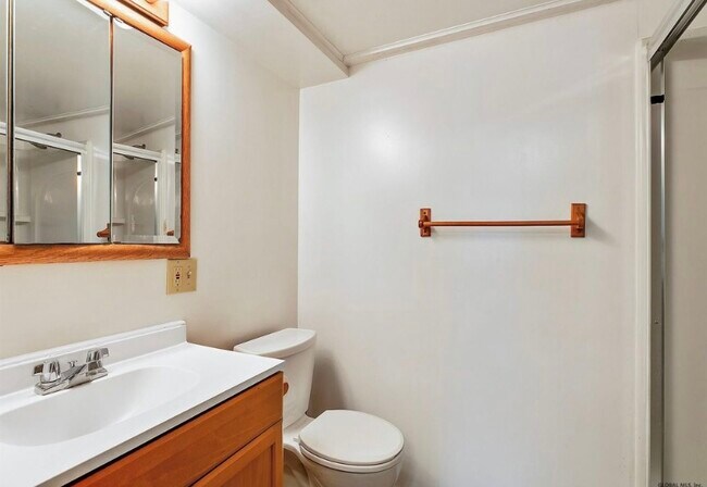 Bathroom - 661 Watervliet Shaker Rd Unit 1