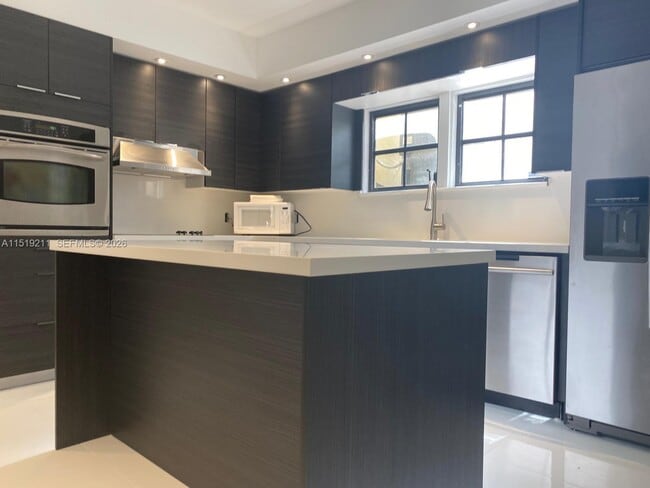 Photo - 8900 NE 1st Ave