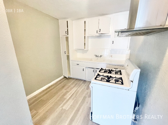 441 W Santa Cruz St Unit C