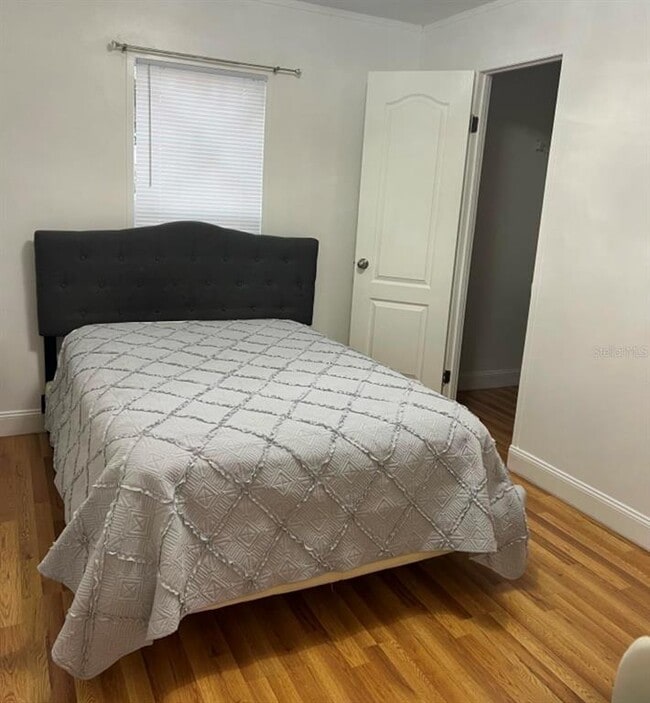 Photo - 7500 Sabre St