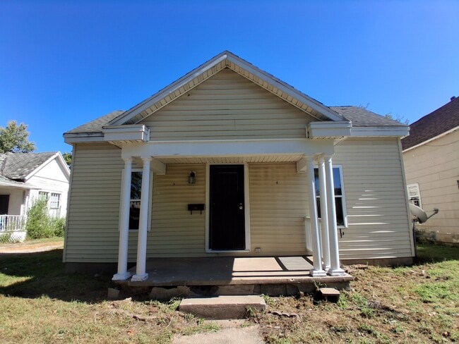 Building Photo - 515 Sheridan St Rental
