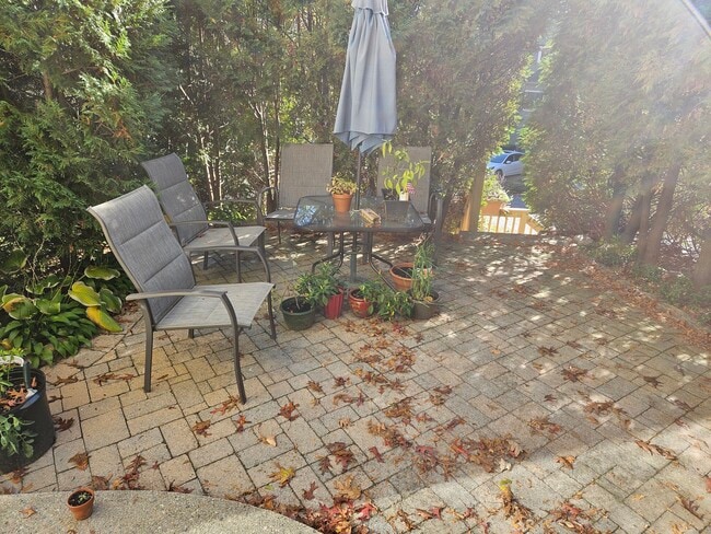 Photo - 9 Manor House Ln